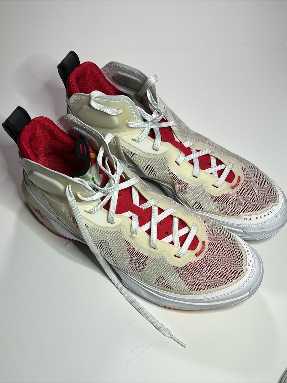 Nike Air Jordan XXXVII. Men’s size 15.